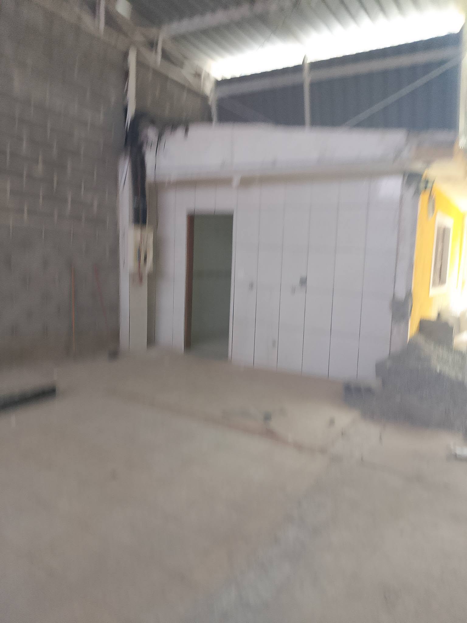 Salão comercial com área fabril no Jardim Tupanci