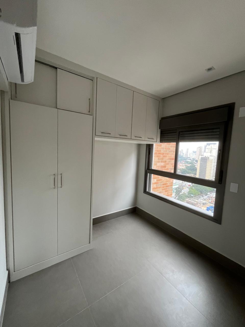 Studio à venda em Moema – 36 m² com varanda